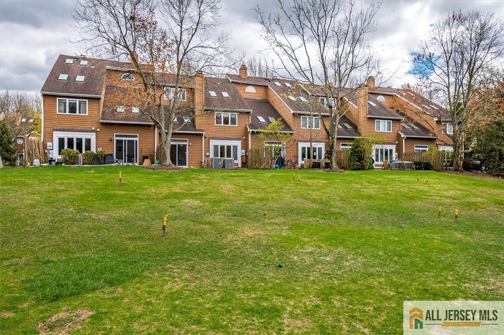 144 Coppertree Court #144, Edison, New Jersey image 40