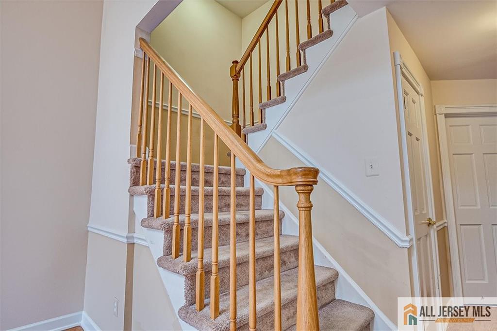 144 Coppertree Court #144, Edison, New Jersey image 24