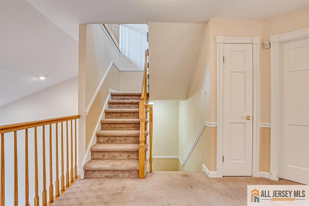 144 Coppertree Court #144, Edison, New Jersey image 35
