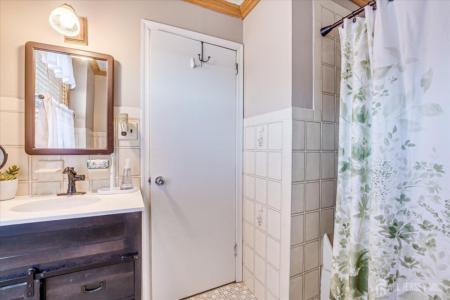 54 Forrest Street, Metuchen, New Jersey image 20