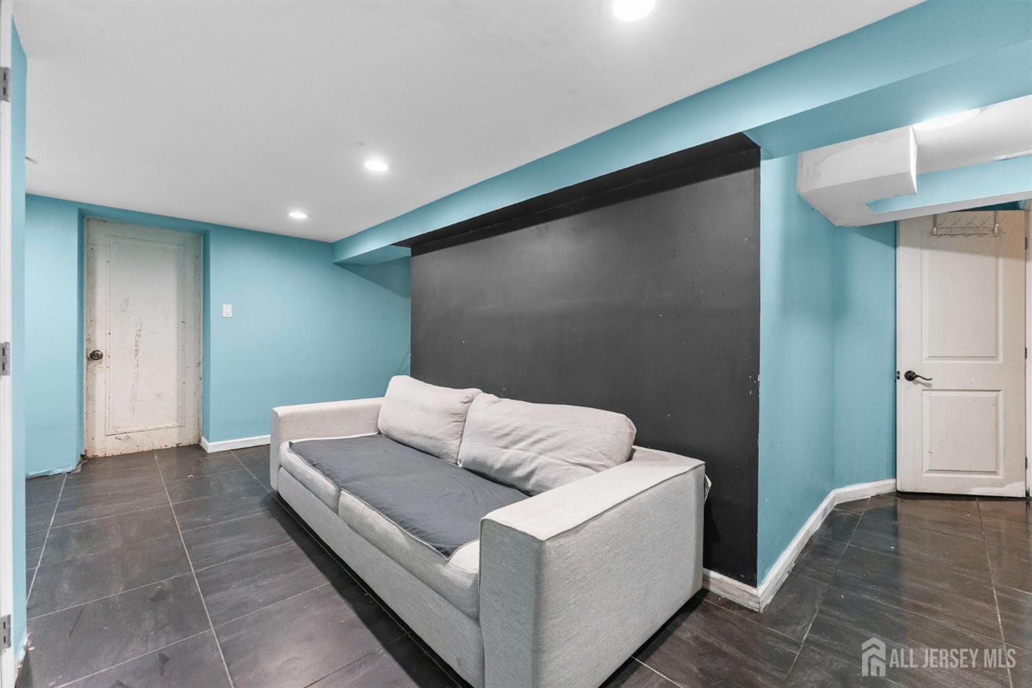 359 Thomas Street, Perth Amboy, New Jersey image 13