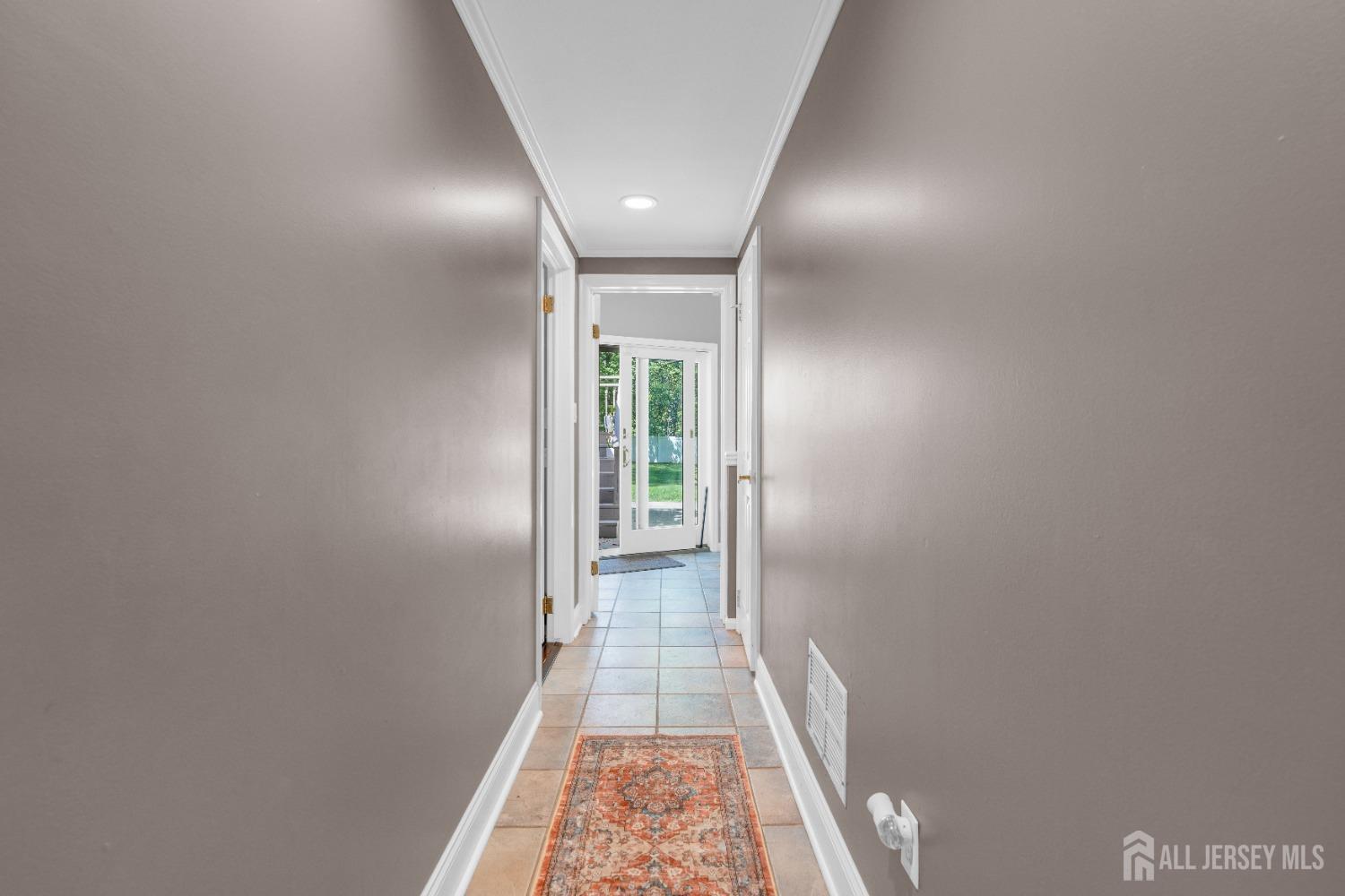 17 Tamarack Road, Edison, New Jersey image 32