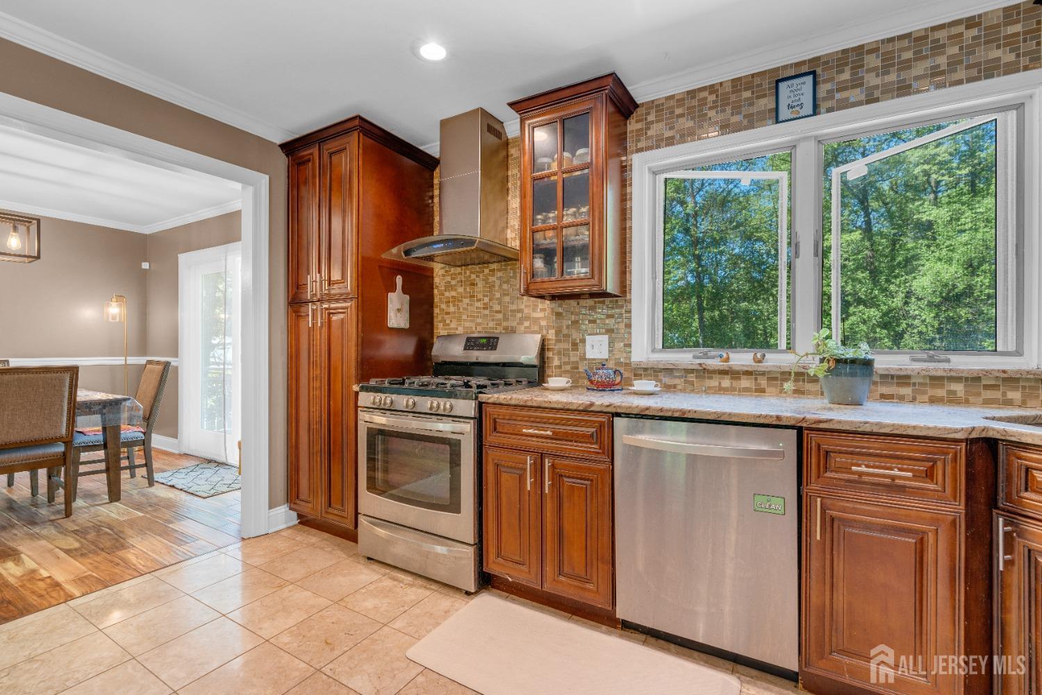 17 Tamarack Road, Edison, New Jersey image 16