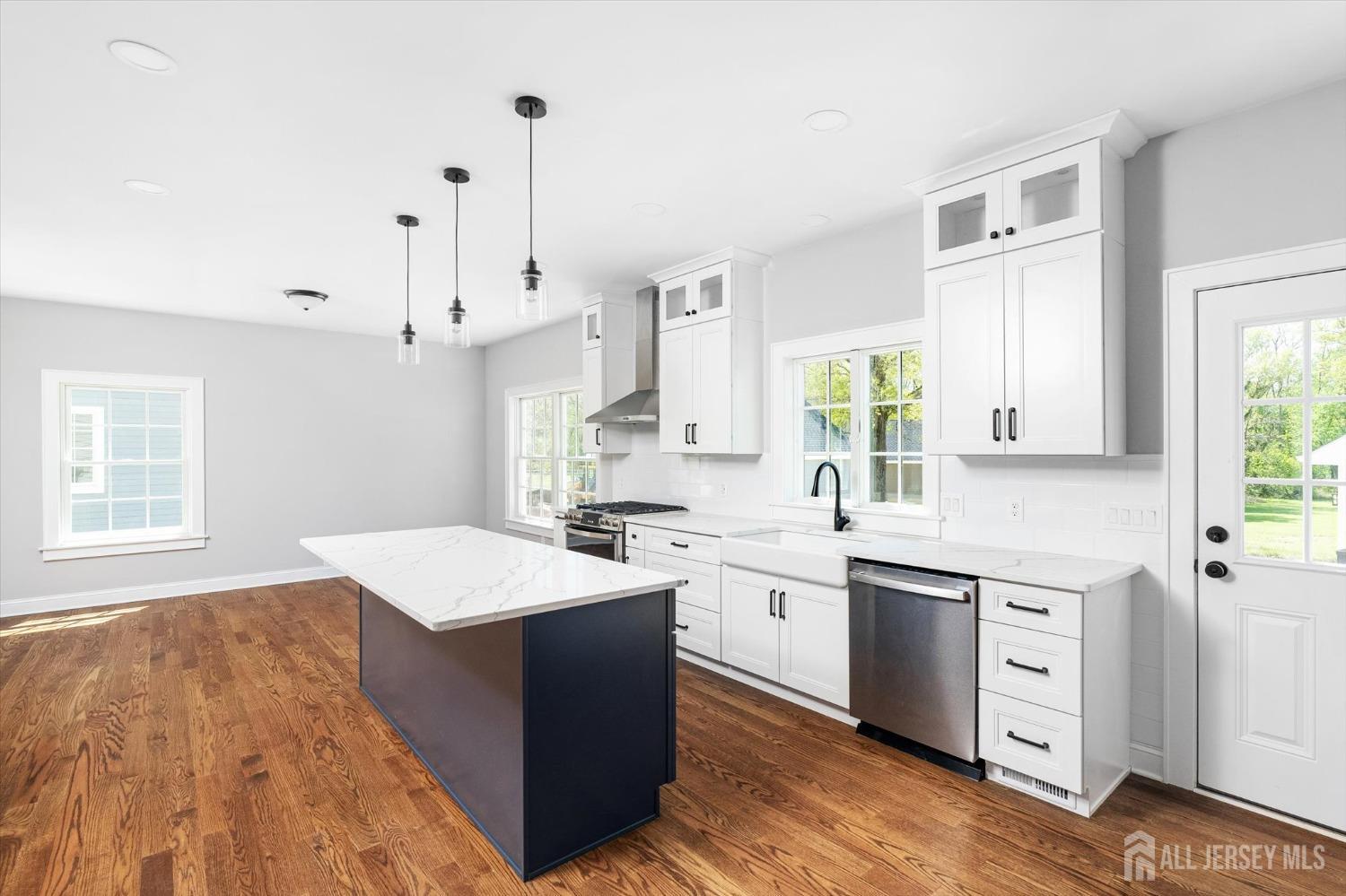 440 Ellisdale Road, Chesterfield, New Jersey image 14