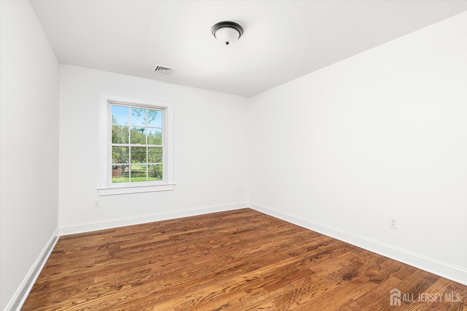 440 Ellisdale Road, Chesterfield, New Jersey image 29