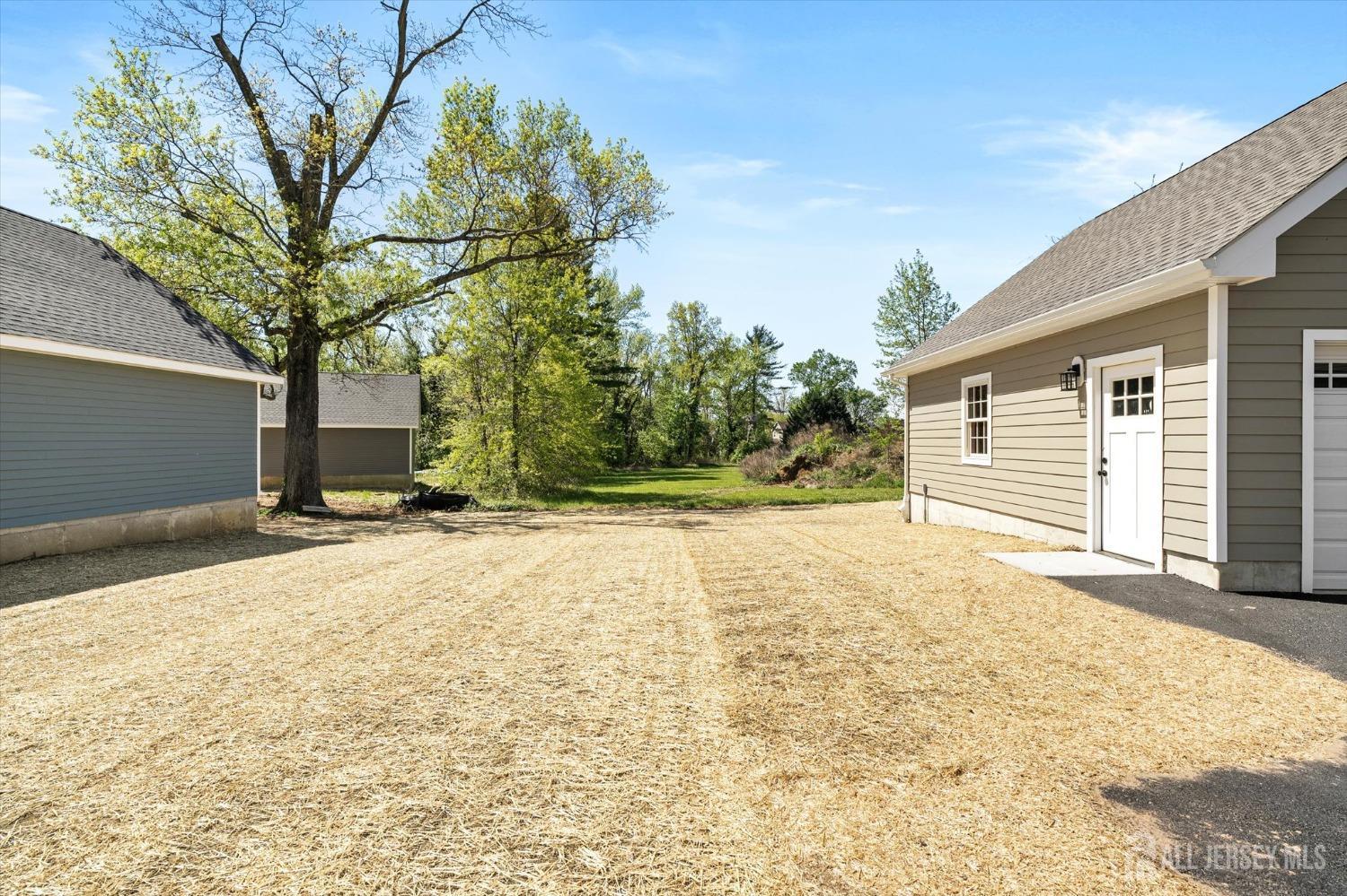 440 Ellisdale Road, Chesterfield, New Jersey image 35