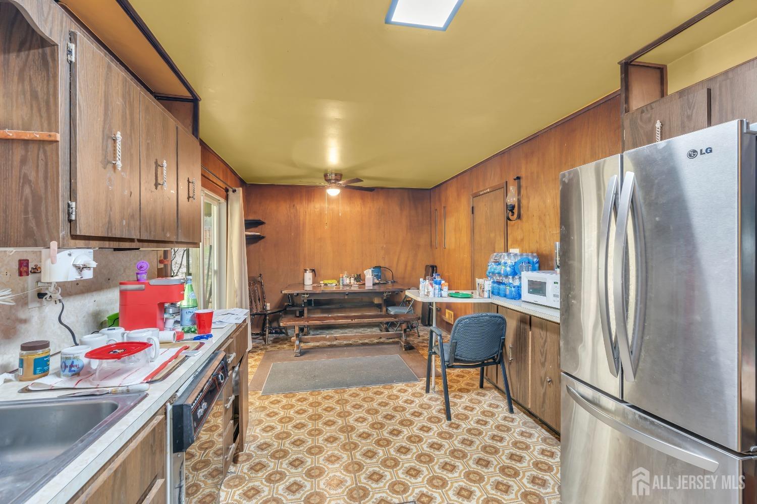 48 Bradford Road, East Brunswick, New Jersey image 17