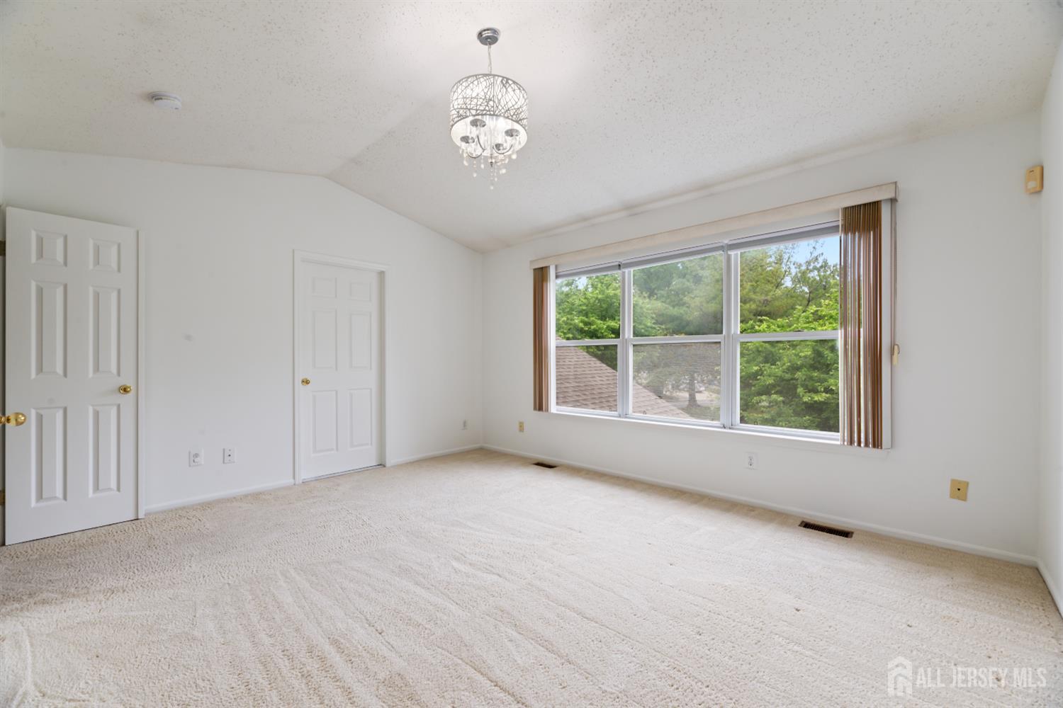 44 Treat Lane, East Brunswick, New Jersey image 14