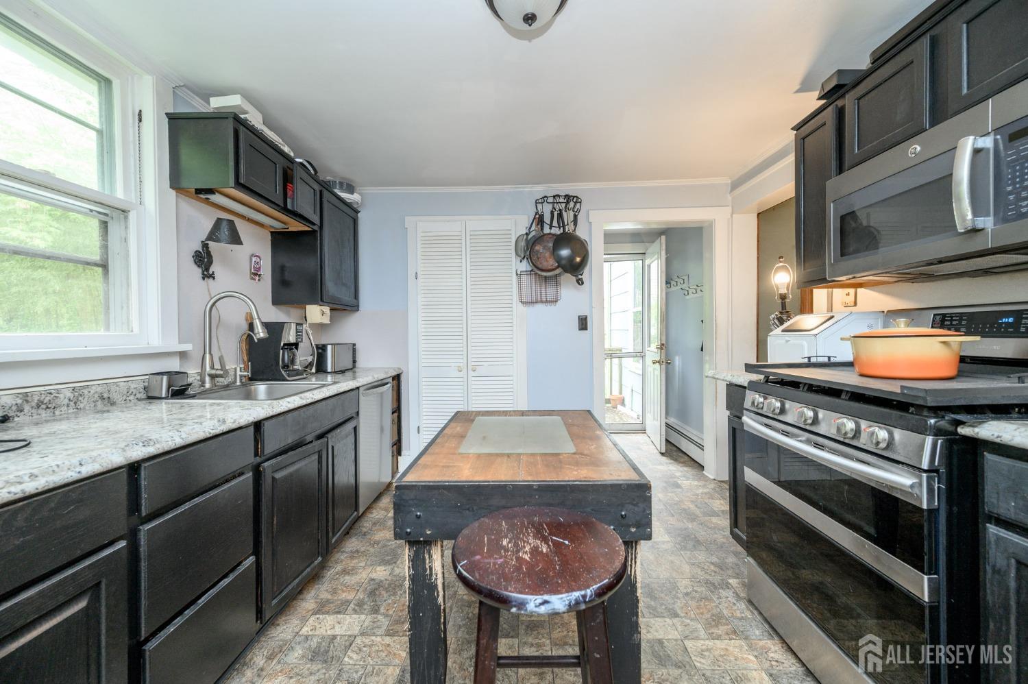 375 S Green Street, Tuckerton, New Jersey image 12
