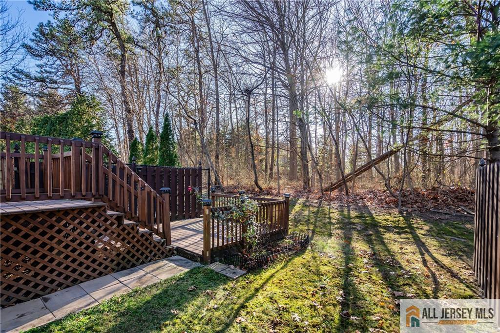 121 Redpine Loop, Old Bridge, New Jersey image 23