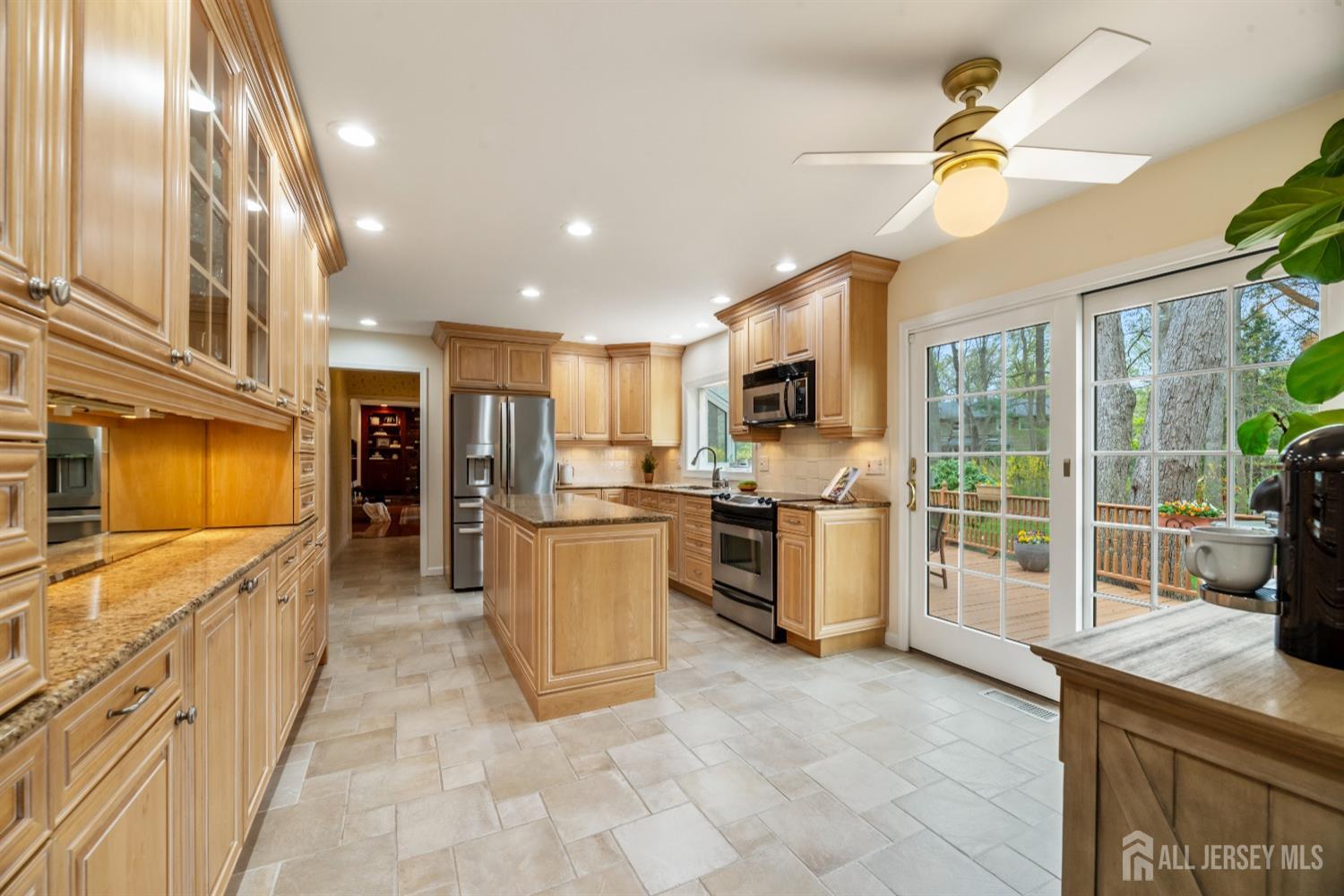 7 Carlton Court, East Brunswick, New Jersey image 15