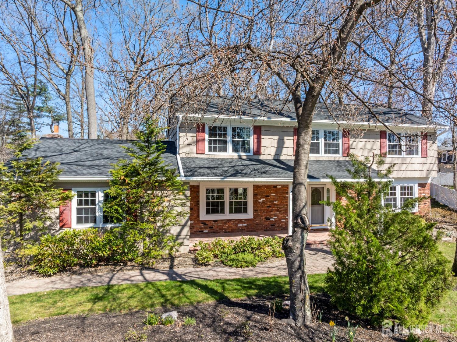 7 Carlton Court, East Brunswick, New Jersey image 3