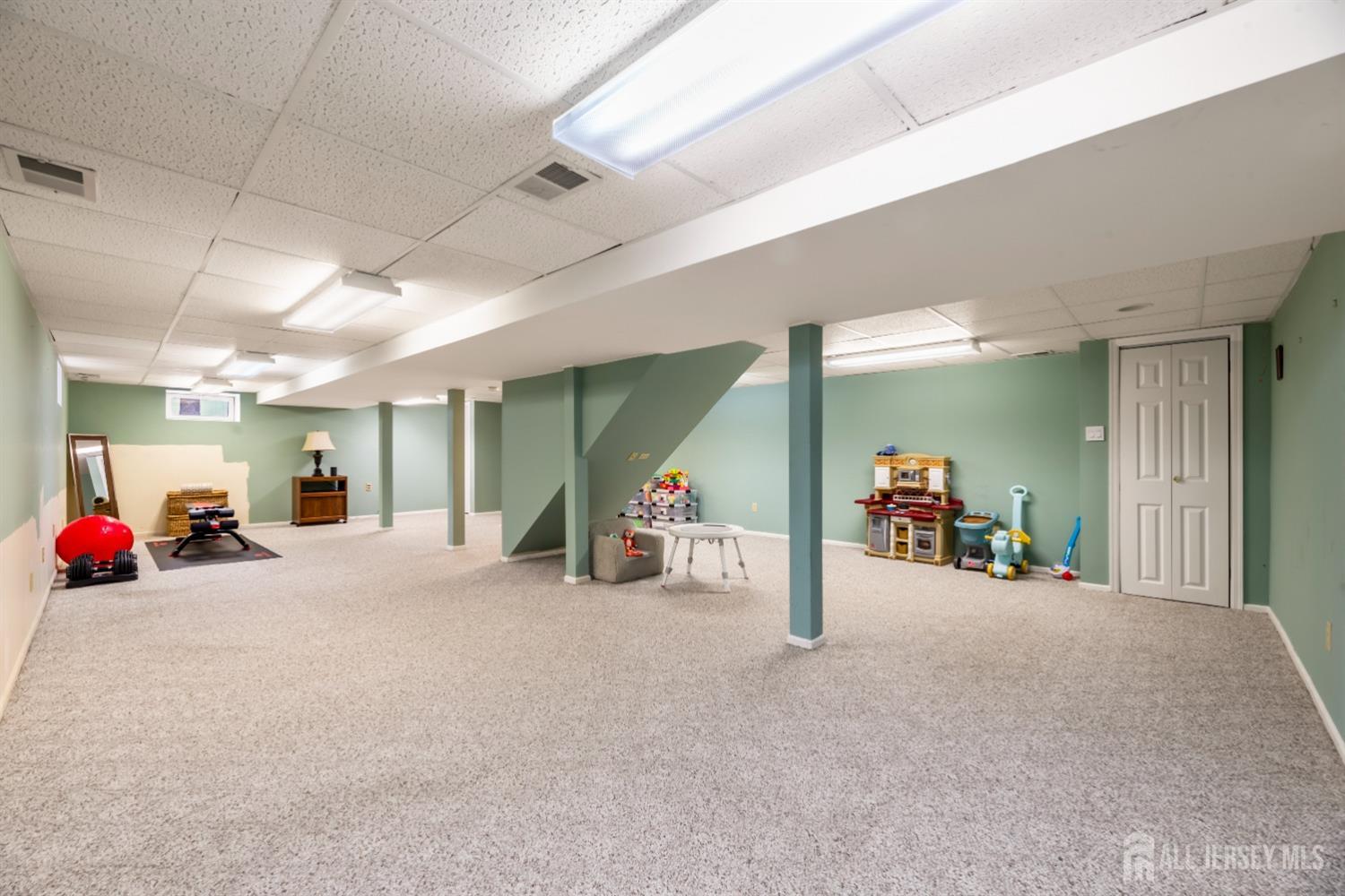 7 Carlton Court, East Brunswick, New Jersey image 44