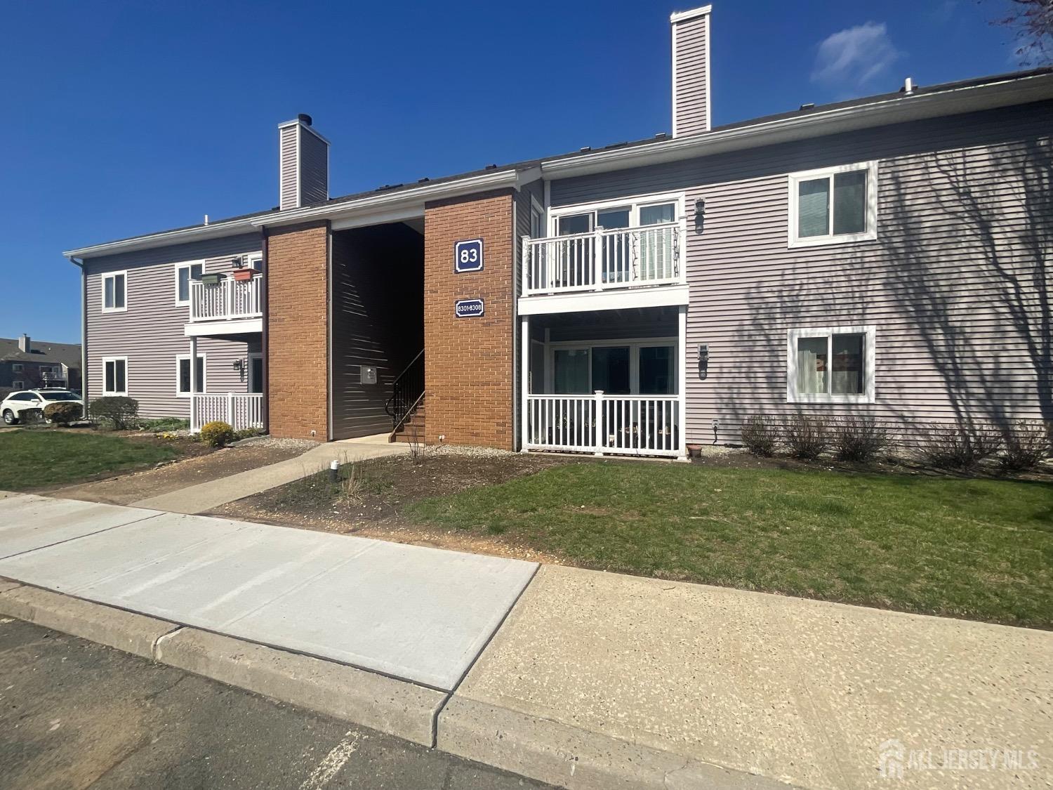 8301 Tamarron Drive, Plainsboro, New Jersey image 4