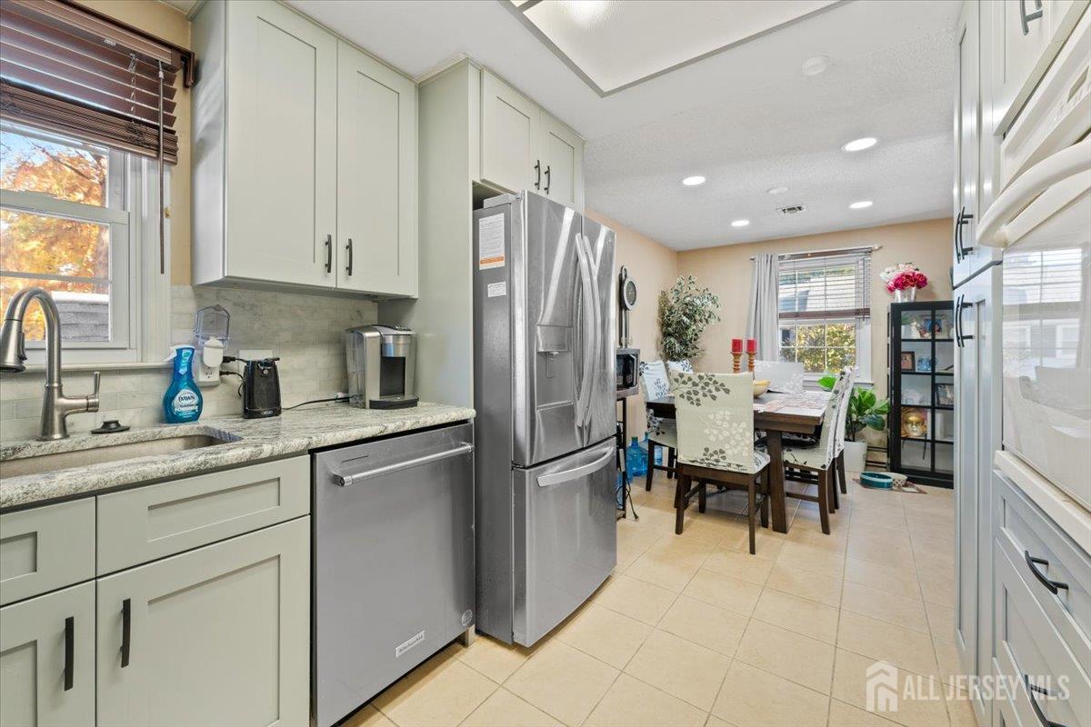 279 Milford Lane, Monroe Township, New Jersey image 13