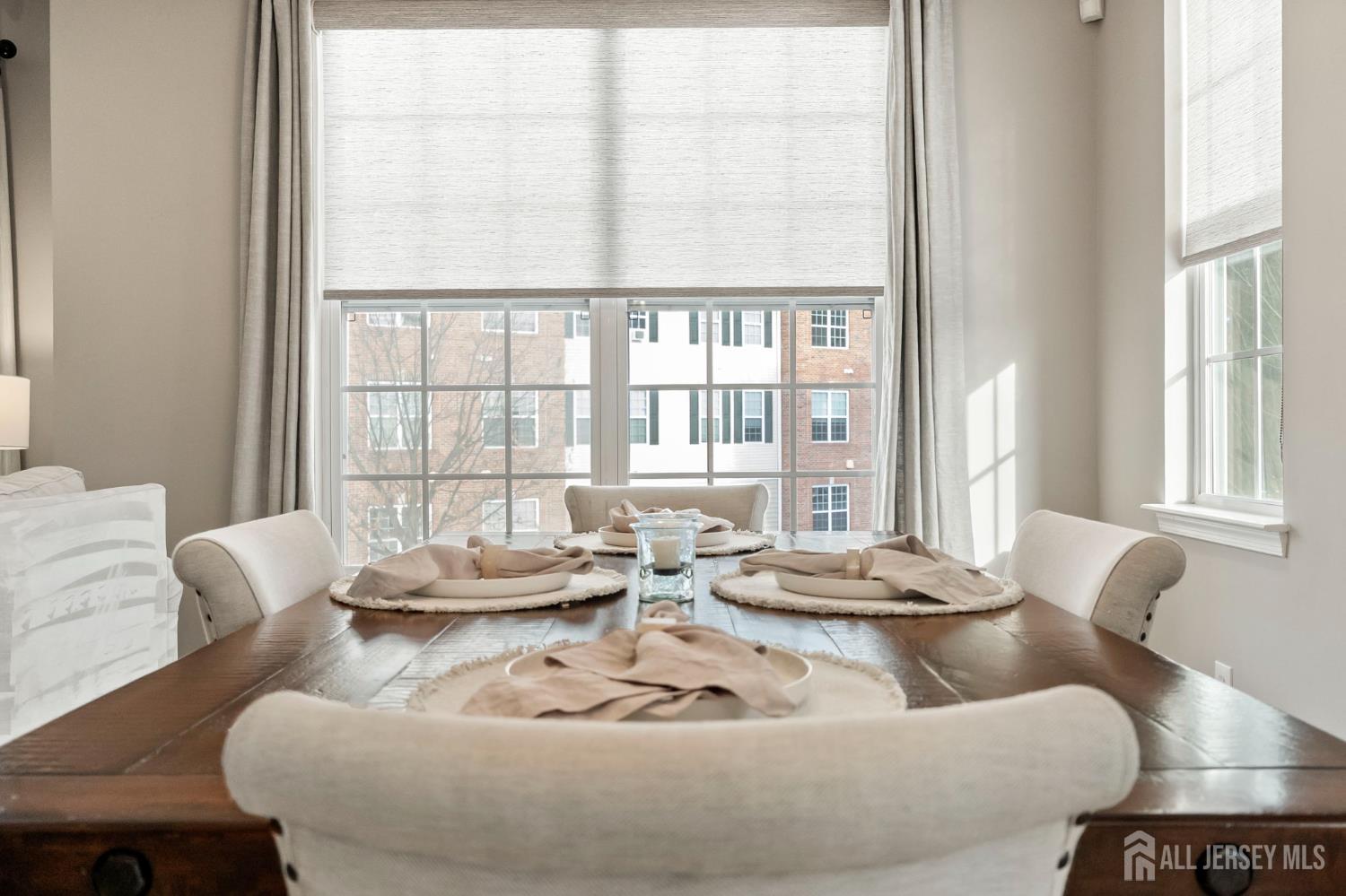 South Bound Brook, New Jersey 08880, United States, 3 Bedrooms Bedrooms, ,3 BathroomsBathrooms,Residential,Active,257493