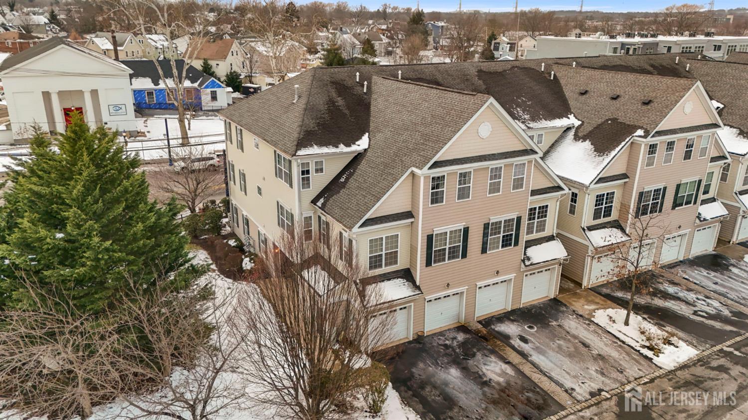 South Bound Brook, New Jersey 08880, United States, 3 Bedrooms Bedrooms, ,3 BathroomsBathrooms,Residential,Active,257493