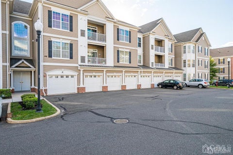 Condo For Sale - 2623 Edward Stec Boulevard<br/> Middlesex County, Edison, NJ 08837
