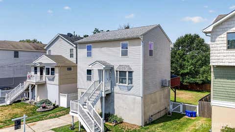 Homes For Sale - 907 Harris Avenue<br/> Union Beach, NJ 07735