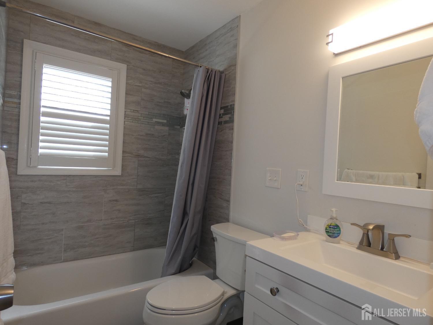 6 Darwin Road, Old Bridge, New Jersey image 18