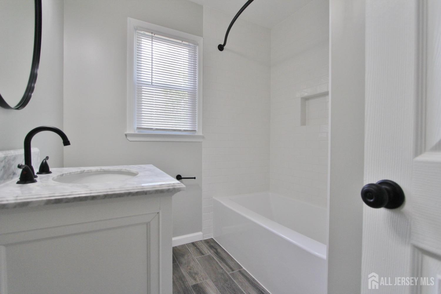 South Plainfield, New Jersey 07080, United States, 2 Bedrooms Bedrooms, ,1 BathroomBathrooms,Residential,Active,143756