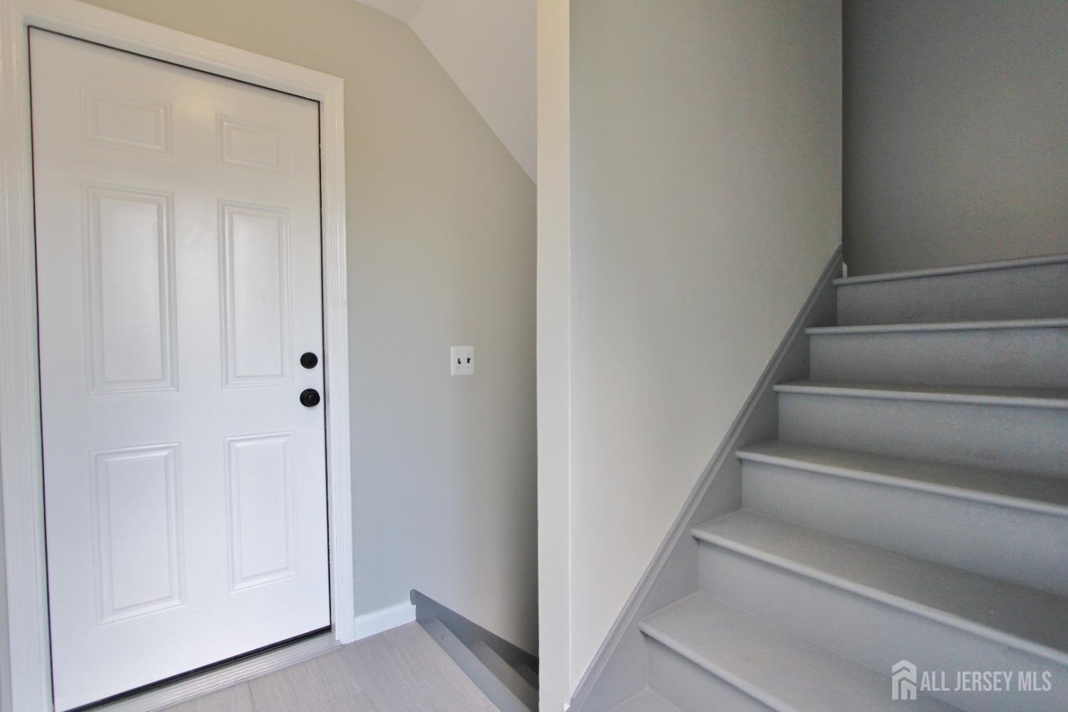 South Plainfield, New Jersey 07080, United States, 2 Bedrooms Bedrooms, ,1 BathroomBathrooms,Residential,Active,143756