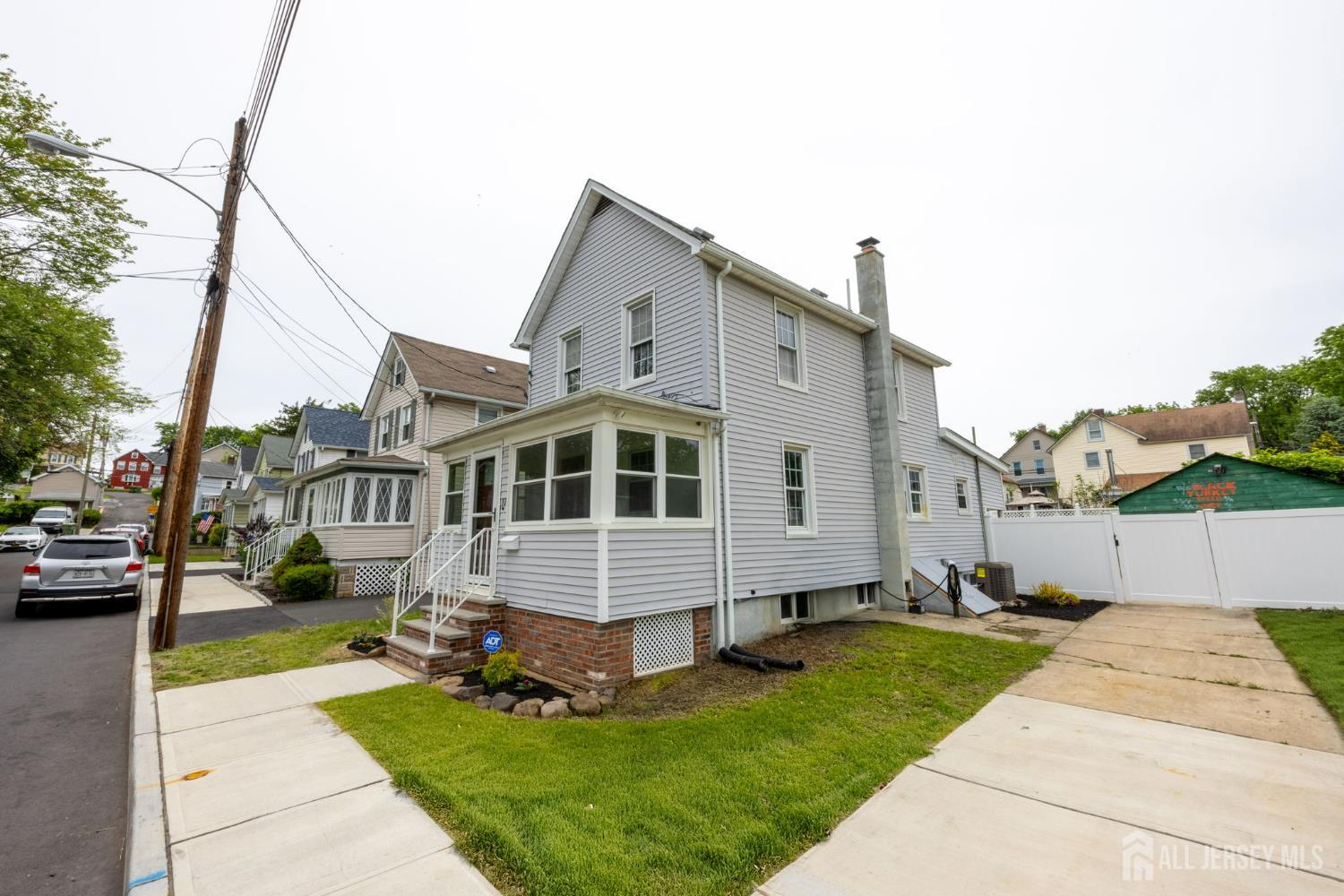 10 Albert Street, Sayreville, New Jersey image 2