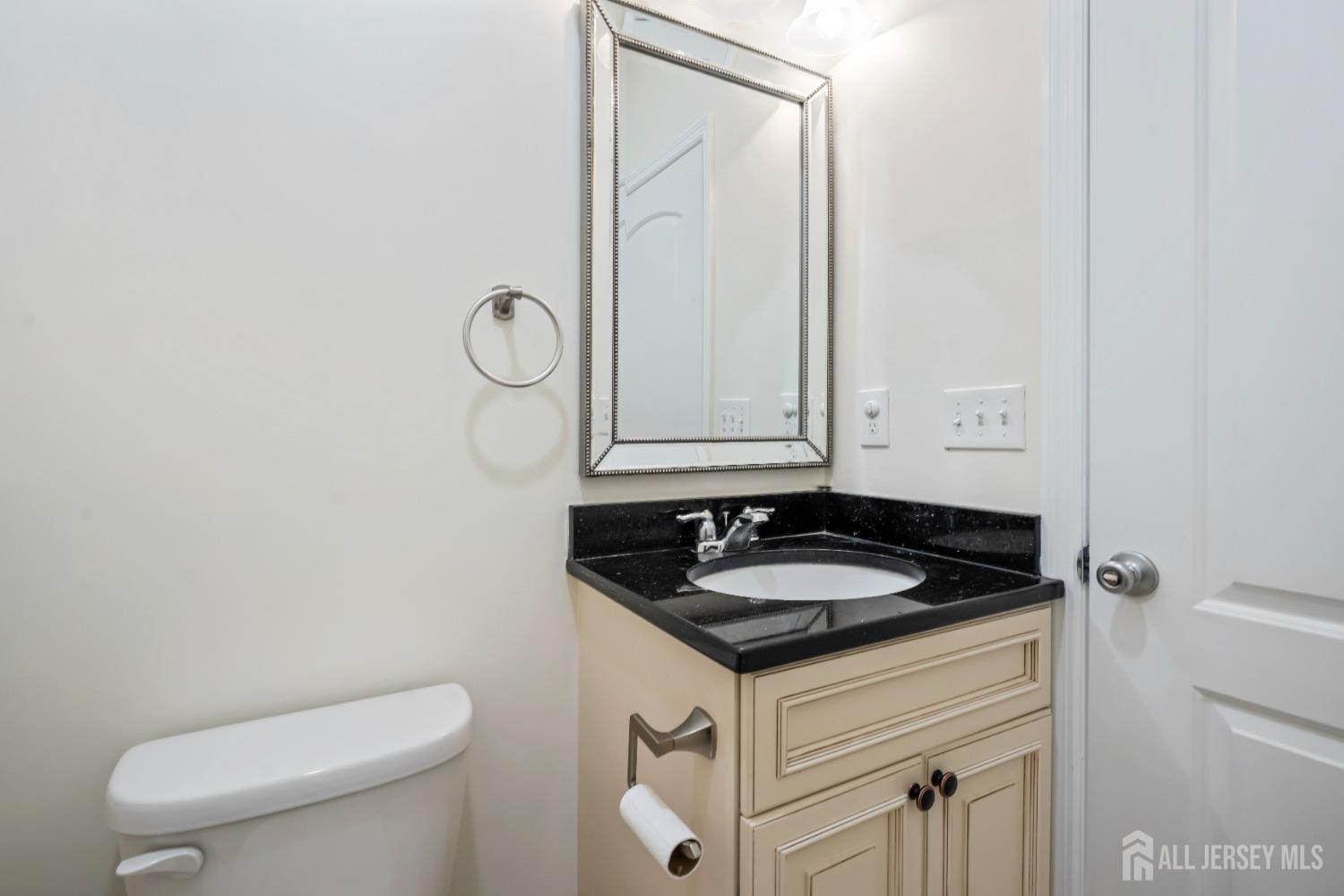 120 Normandy Road, Colonia, New Jersey image 38