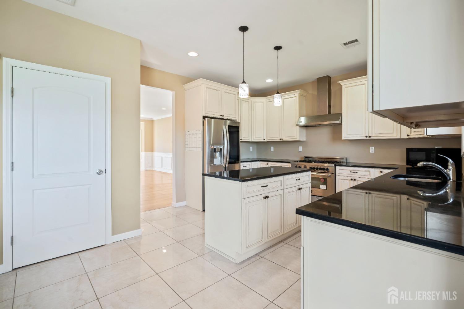 120 Normandy Road, Colonia, New Jersey image 24
