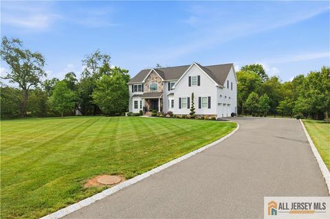 Homes For Sale - 284 Shelburne Place<br/> Somerset County, Hillsborough, NJ 08844