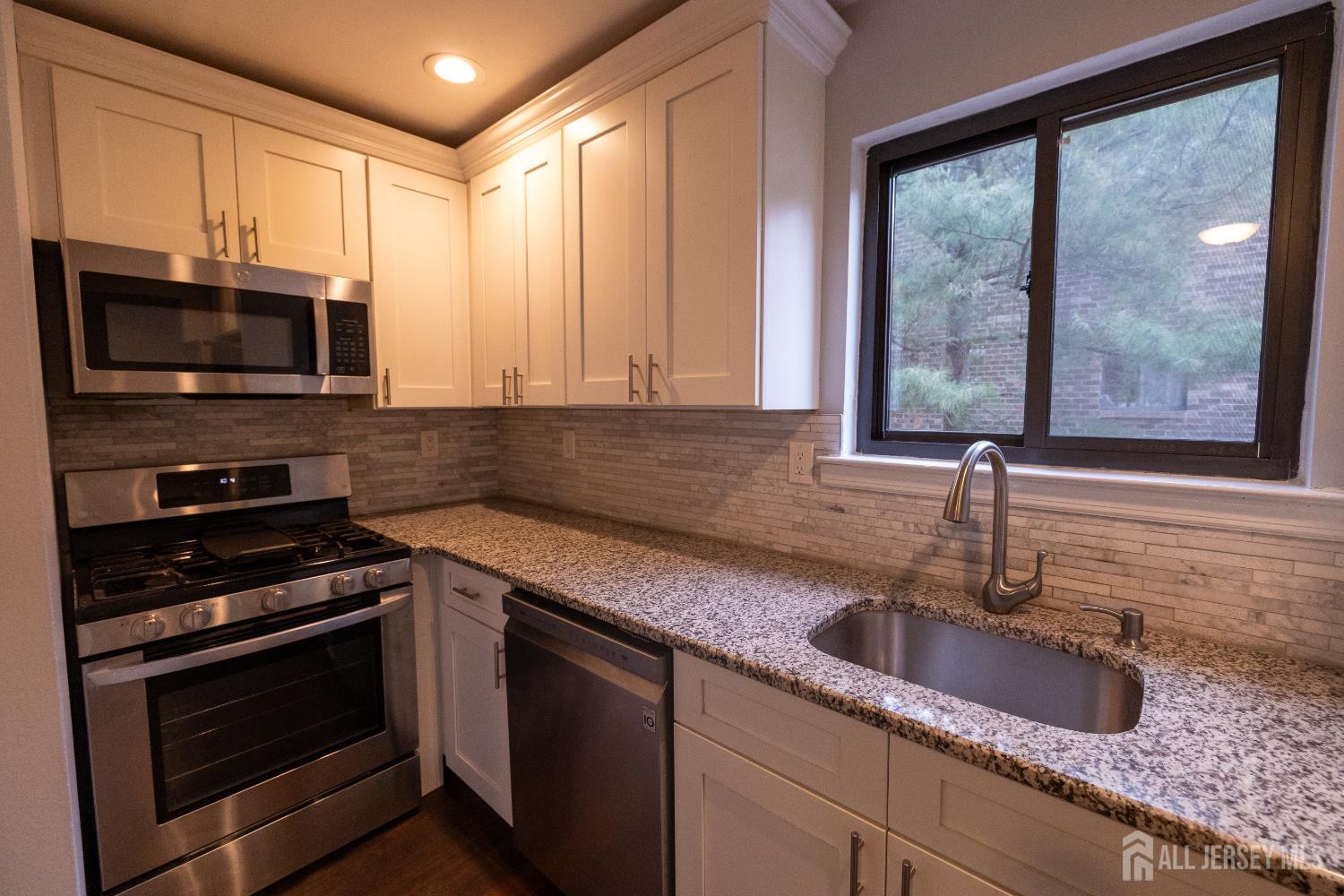 4319 Birchwood Court, North Brunswick, New Jersey image 9