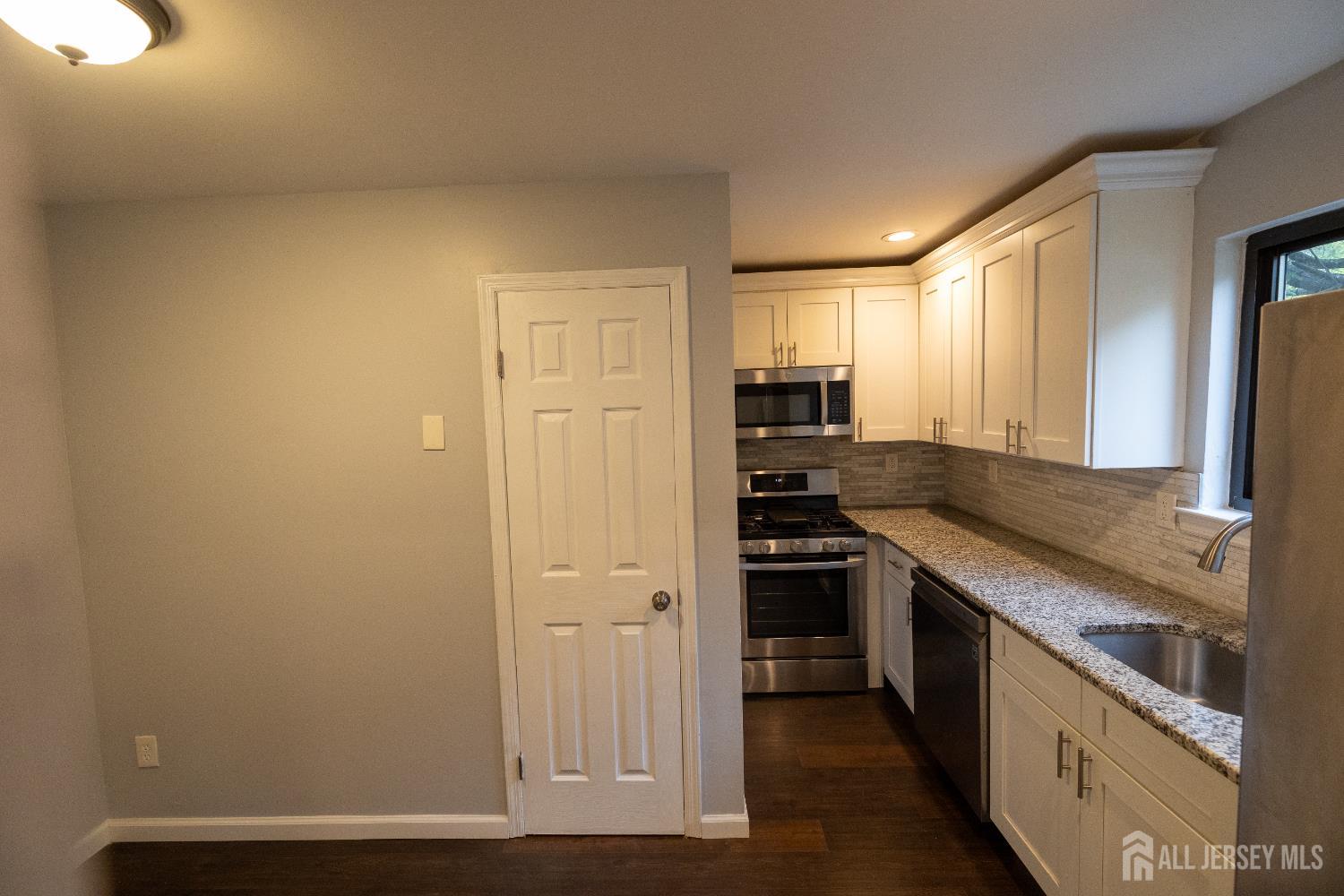 4319 Birchwood Court, North Brunswick, New Jersey image 7