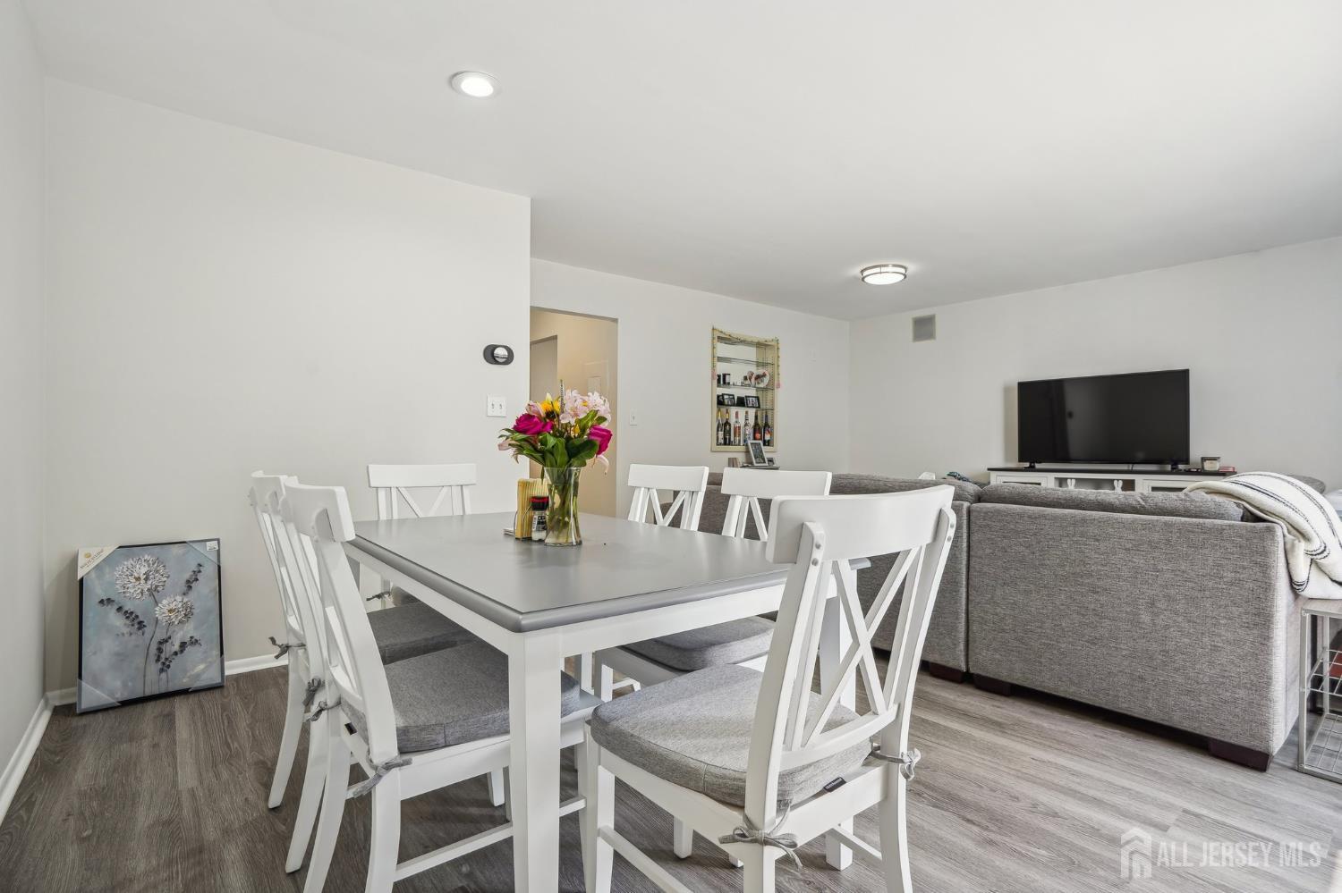 165 Essex Avenue #110, Metuchen, New Jersey image 6