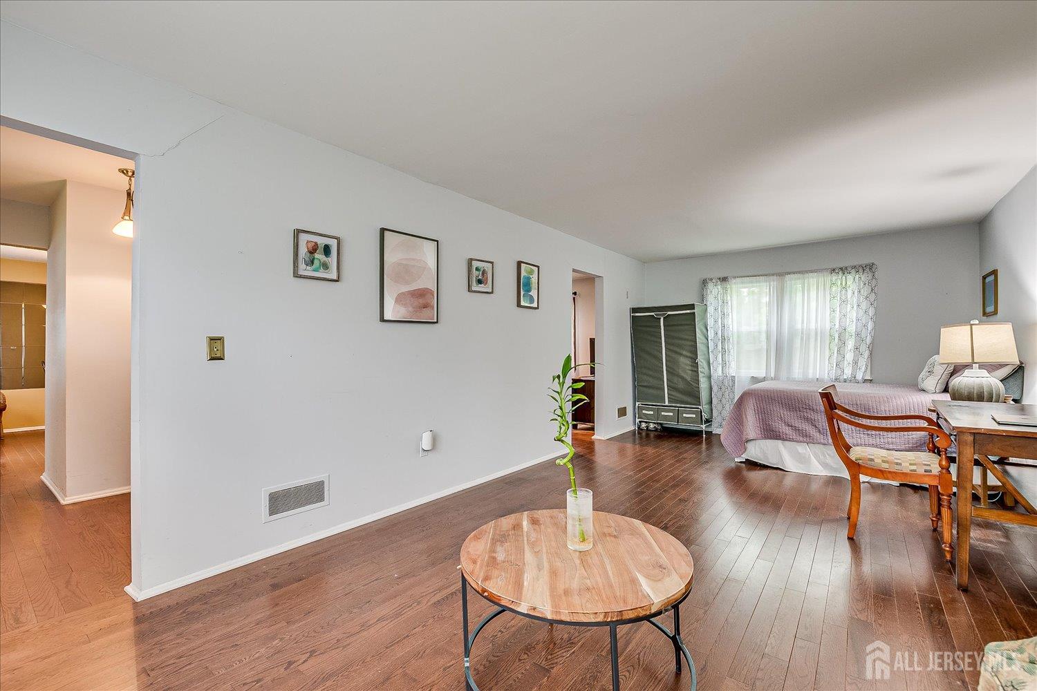 10 Ginesi Court, Metuchen, New Jersey image 9