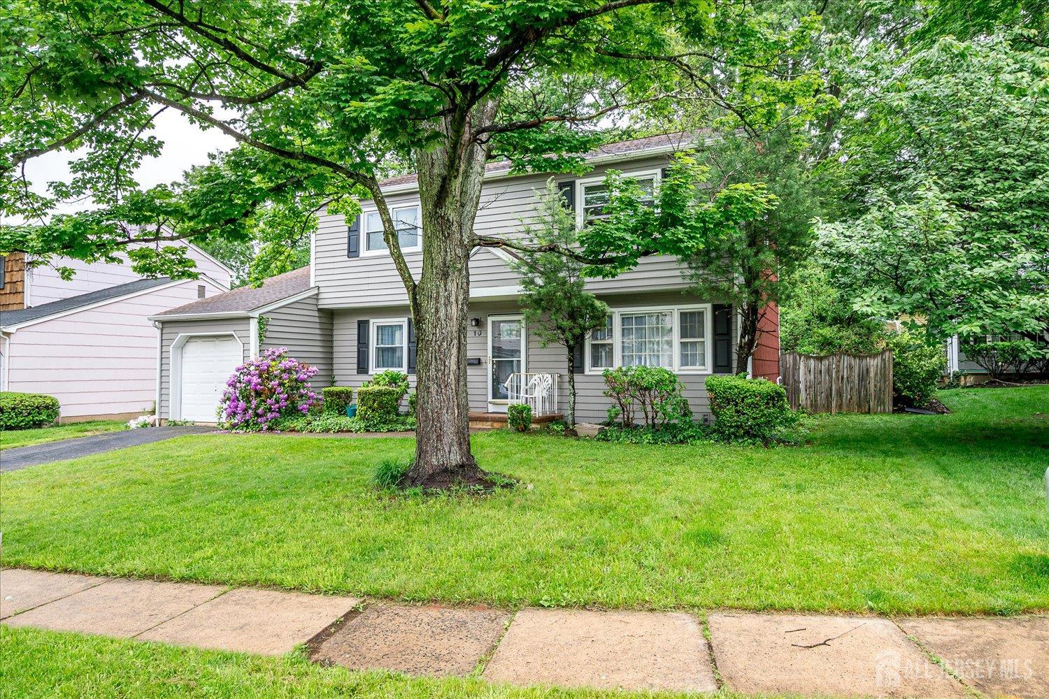 10 Ginesi Court, Metuchen, New Jersey image 3