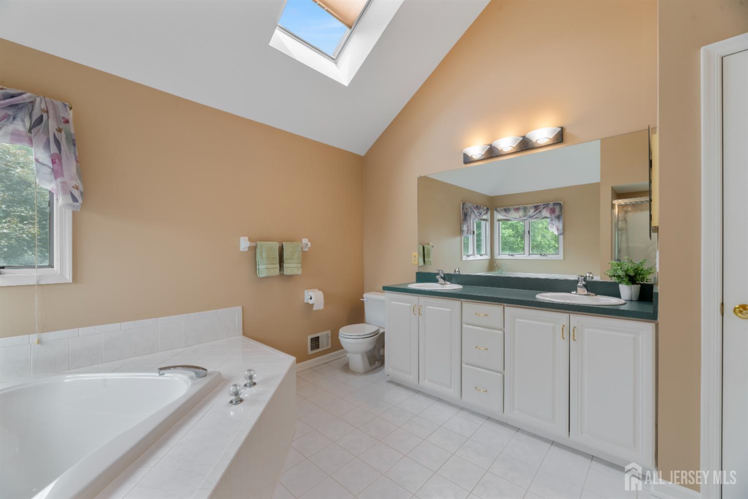 18 Stout Drive, Hillsborough, New Jersey image 43
