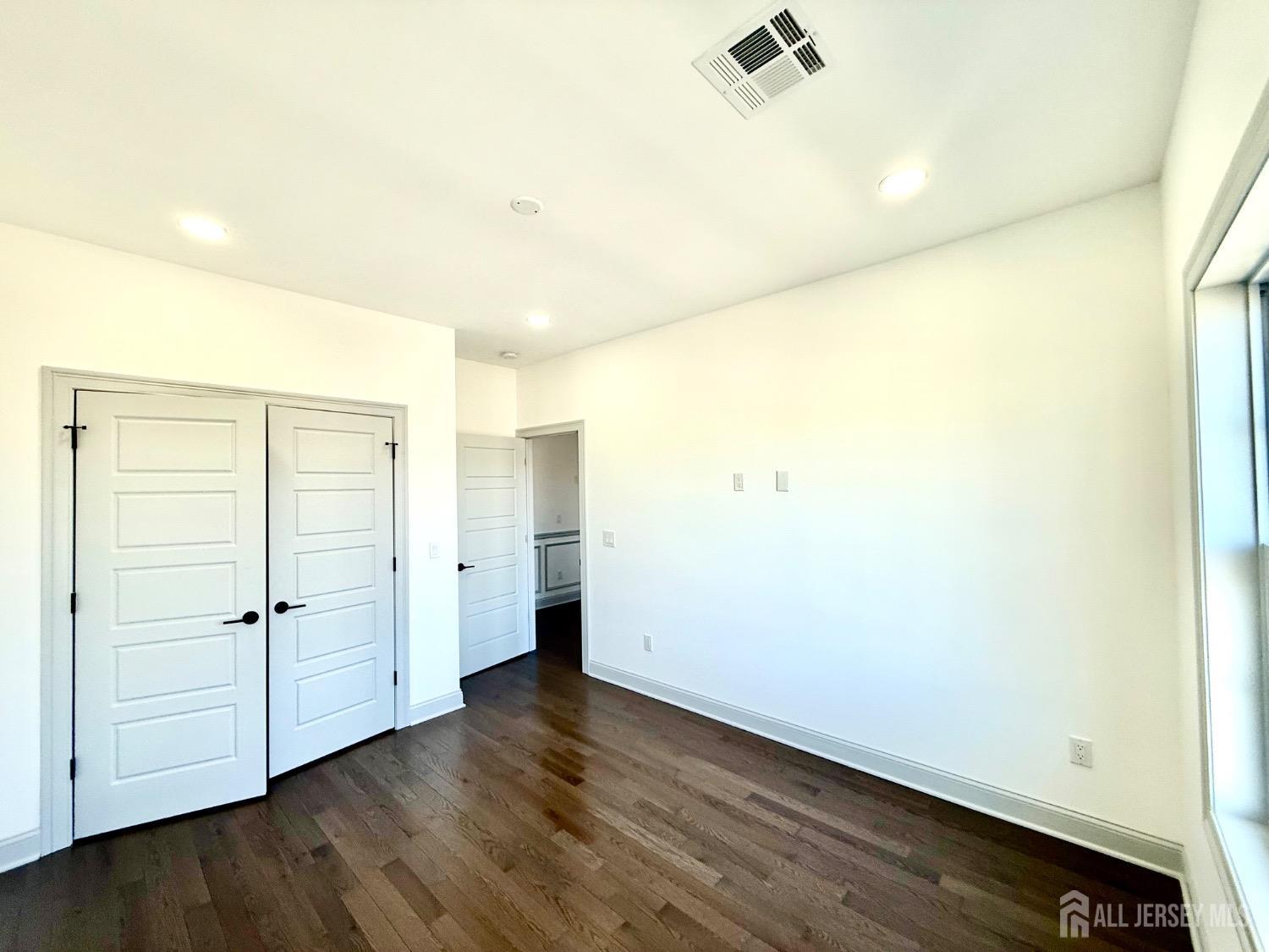 47 Bird Avenue, Iselin, New Jersey image 18