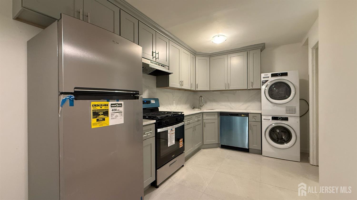 2 Lake Avenue 7A