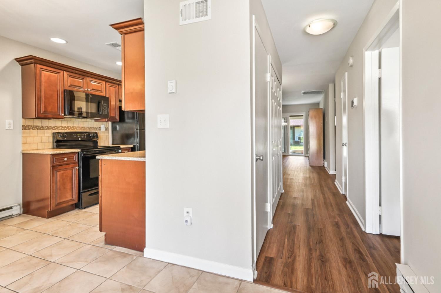 47 Wild Turkey Way, Manalapan, New Jersey image 7