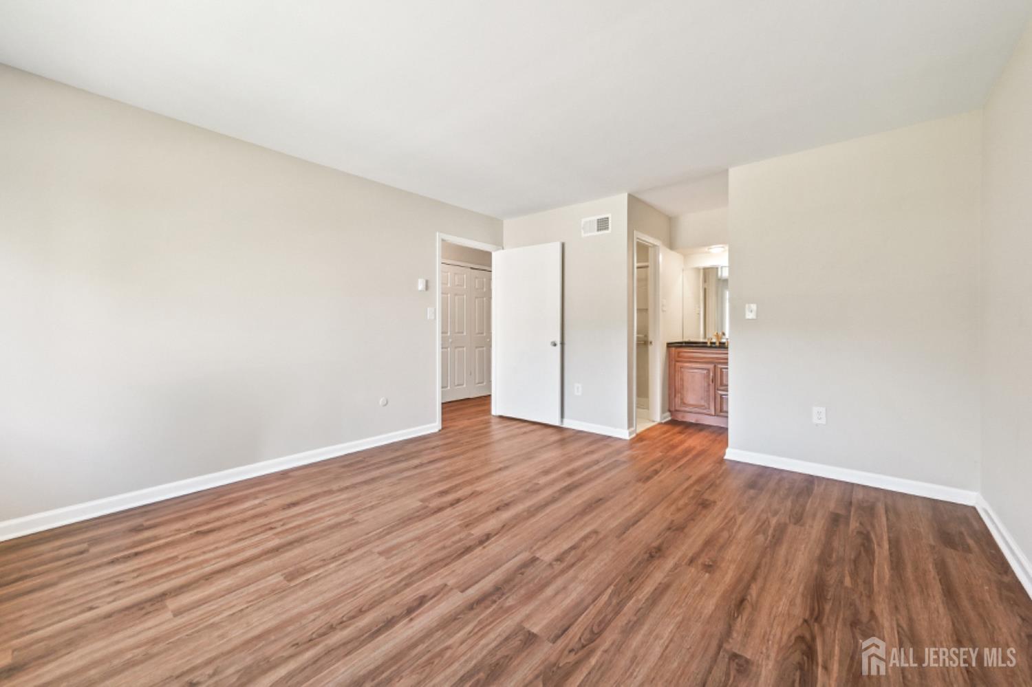 47 Wild Turkey Way, Manalapan, New Jersey image 23