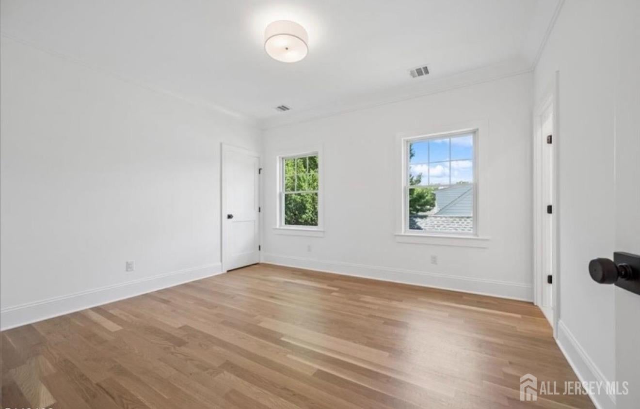 21 Middlesex Ave, Edison, NJ, 08820, USA, 5 Bedrooms Bedrooms, ,5 BathroomsBathrooms,Residential,Active,21 Middlesex Ave,2615867R