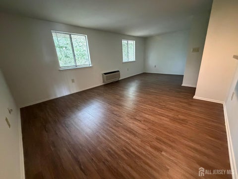 Apartment For Rent - 2005 Quail Ridge Drive #215<br/> Plainsboro, NJ 08563
