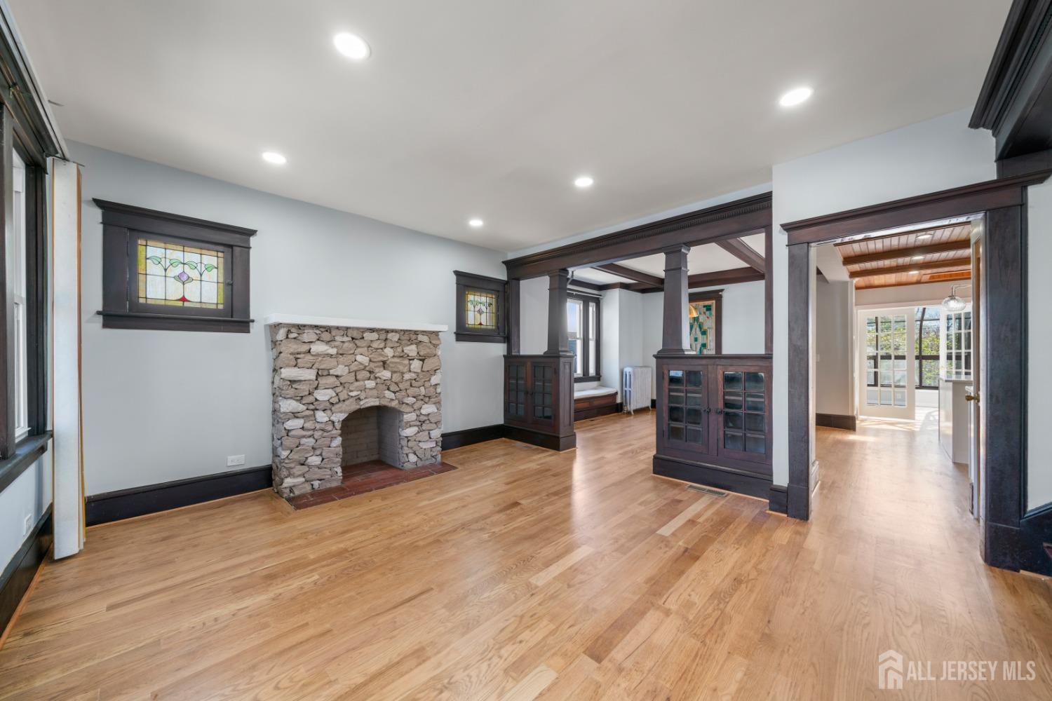 657 Amboy Avenue, Edison, New Jersey image 4