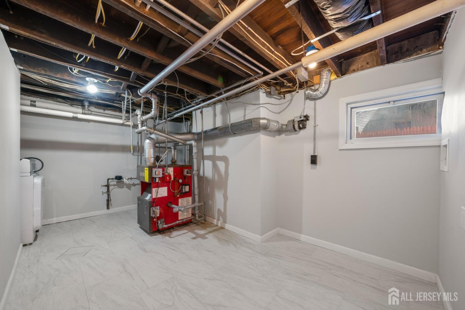 657 Amboy Avenue, Edison, New Jersey image 25
