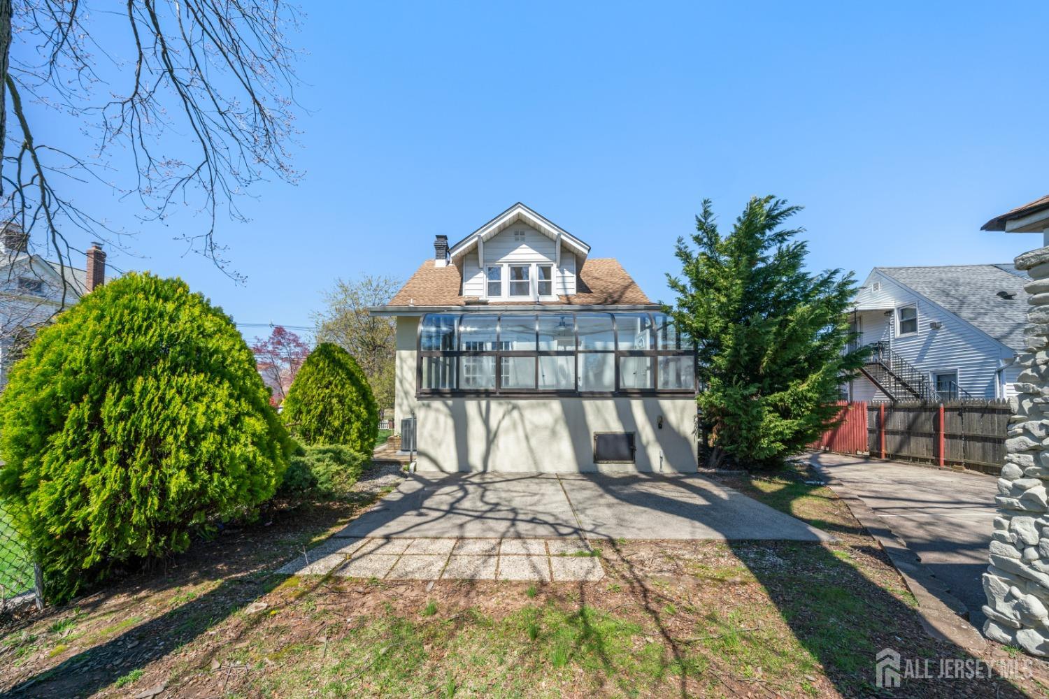 657 Amboy Avenue, Edison, New Jersey image 26