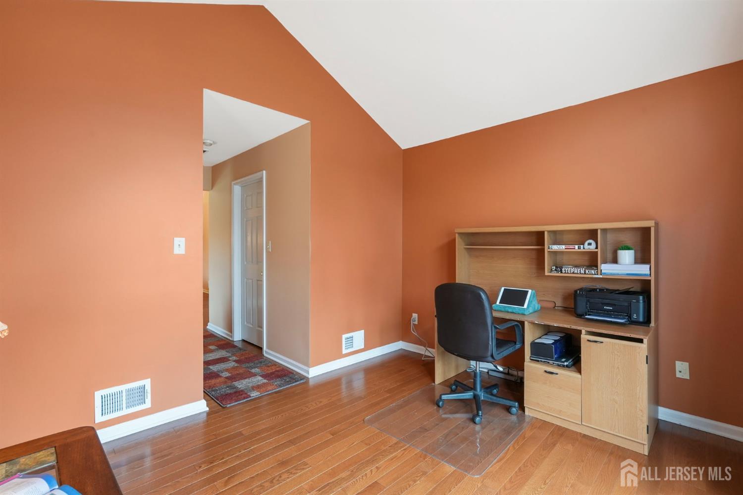 South Brunswick, New Jersey, 08852, United States, 4 Bedrooms Bedrooms, ,3 BathroomsBathrooms,Residential,Active,2043800
