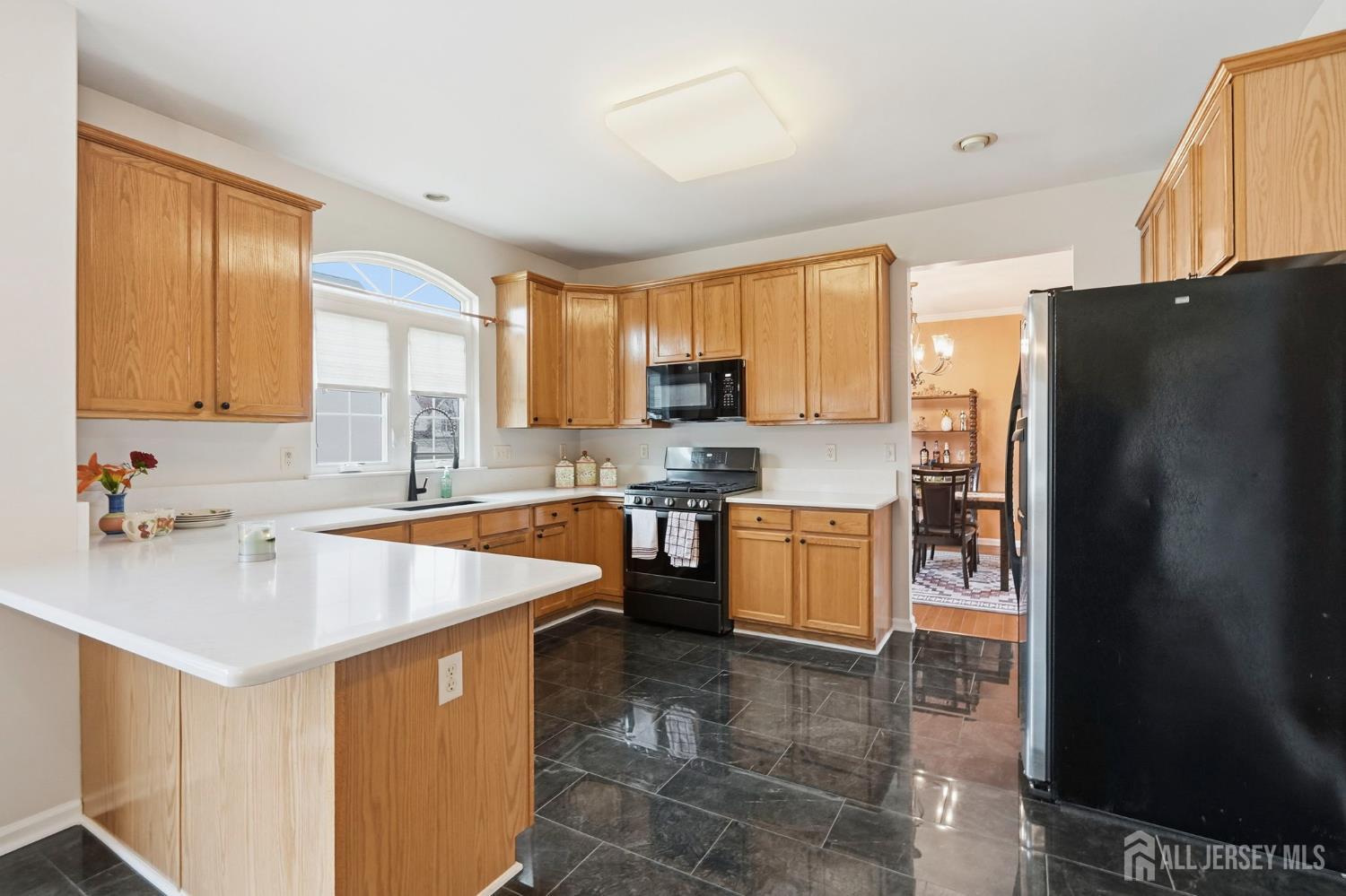 South Brunswick, New Jersey, 08852, United States, 4 Bedrooms Bedrooms, ,3 BathroomsBathrooms,Residential,Active,2043800