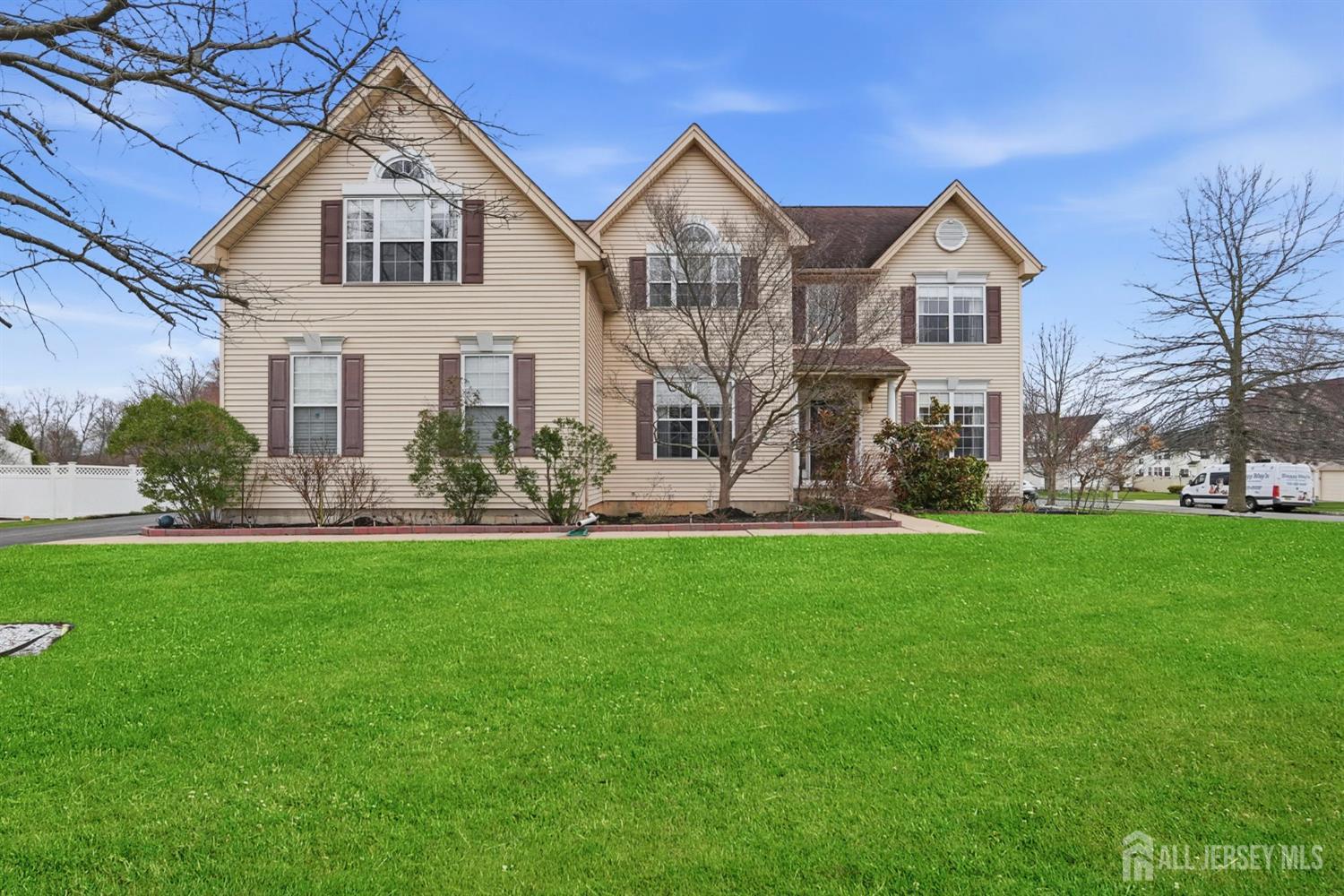 South Brunswick, New Jersey, 08852, United States, 4 Bedrooms Bedrooms, ,3 BathroomsBathrooms,Residential,Active,2043800