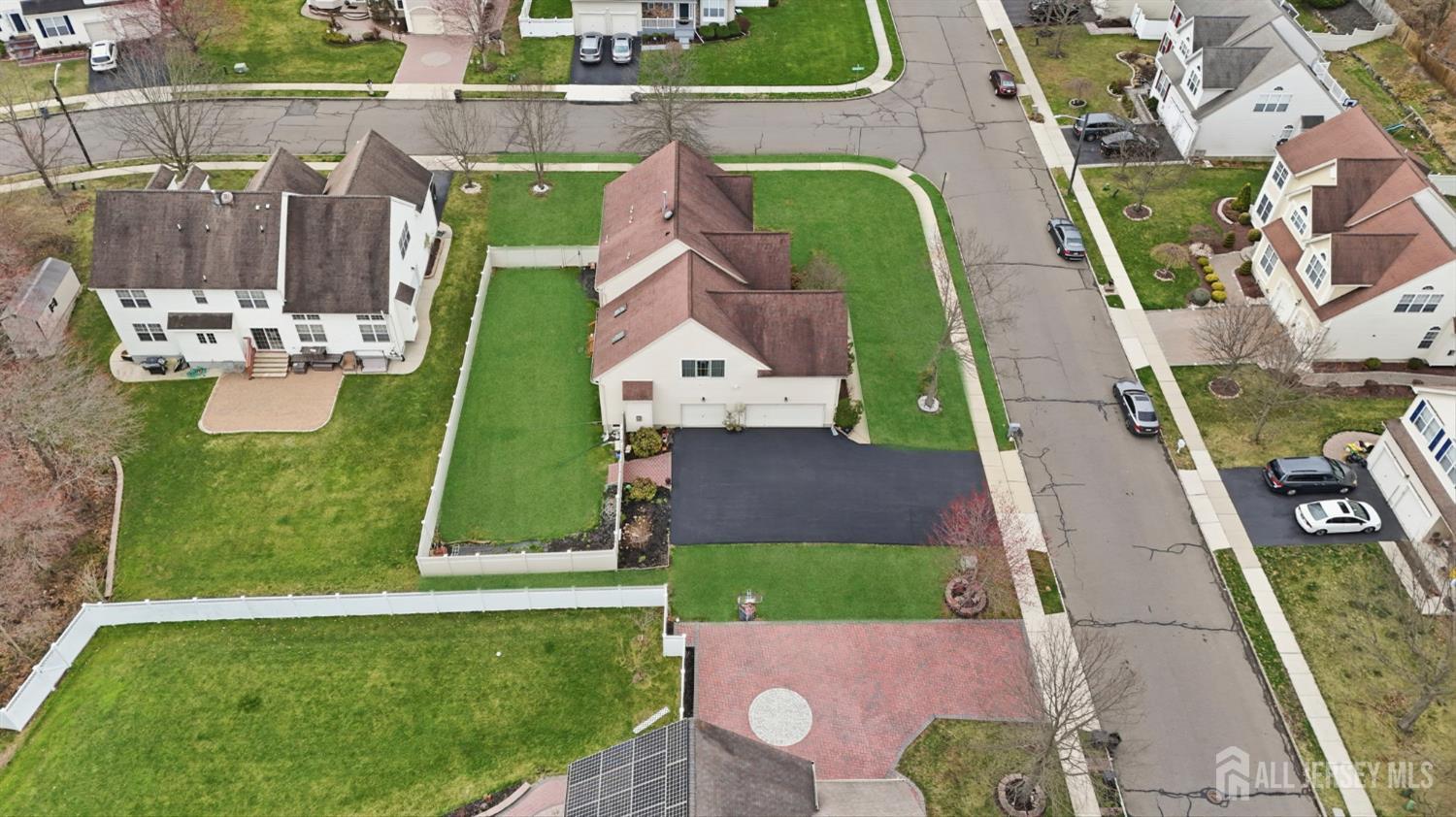 South Brunswick, New Jersey, 08852, United States, 4 Bedrooms Bedrooms, ,3 BathroomsBathrooms,Residential,Active,2043800