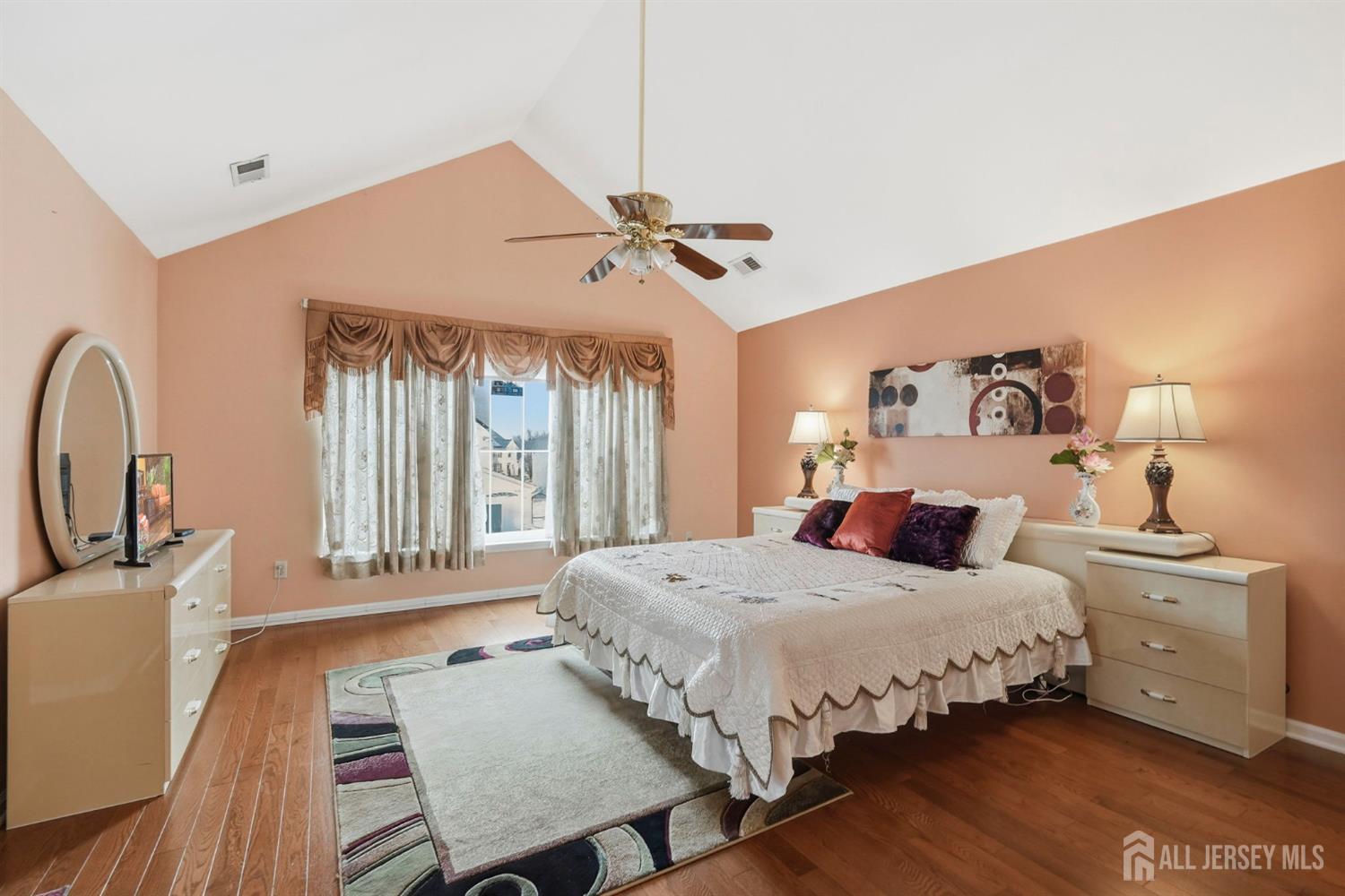 South Brunswick, New Jersey, 08852, United States, 4 Bedrooms Bedrooms, ,3 BathroomsBathrooms,Residential,Active,2043800